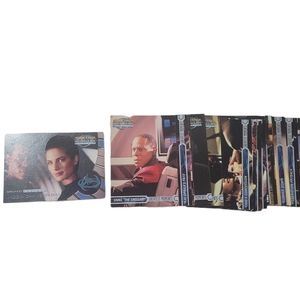 Star Trek: Deep Space Nine -  Memories From the Future collectible cards…